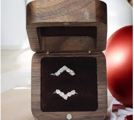 1.5 ctw Moissanite 925 Sterling silver Moissanite ring guard - Gigiscc