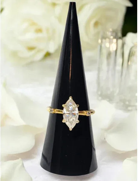 1.5ct Classic and Timeless Marquise Cut Moissanite Ring (Copy) - Gigiscc
