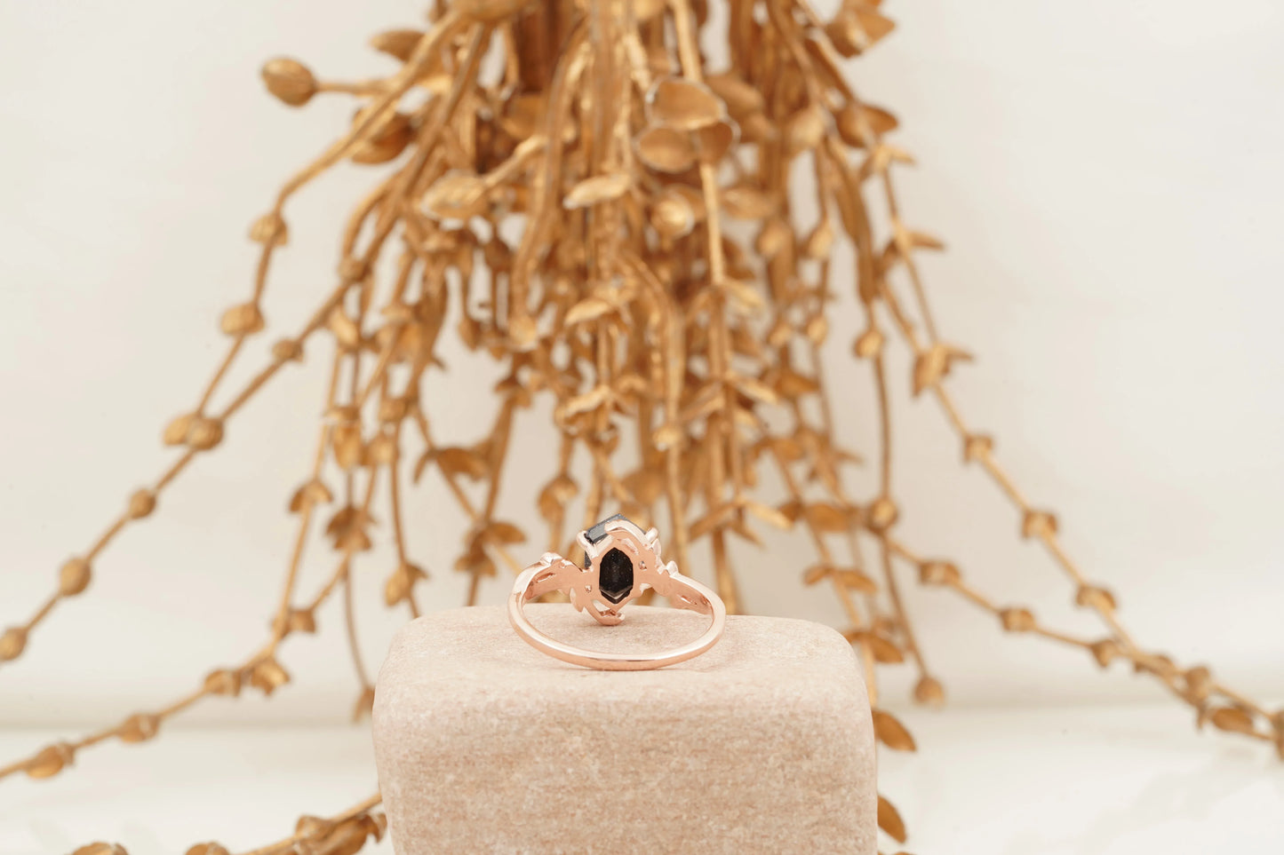 Hexagon Blue Sandstone Leaf Solitaire Ring - Gigiscc