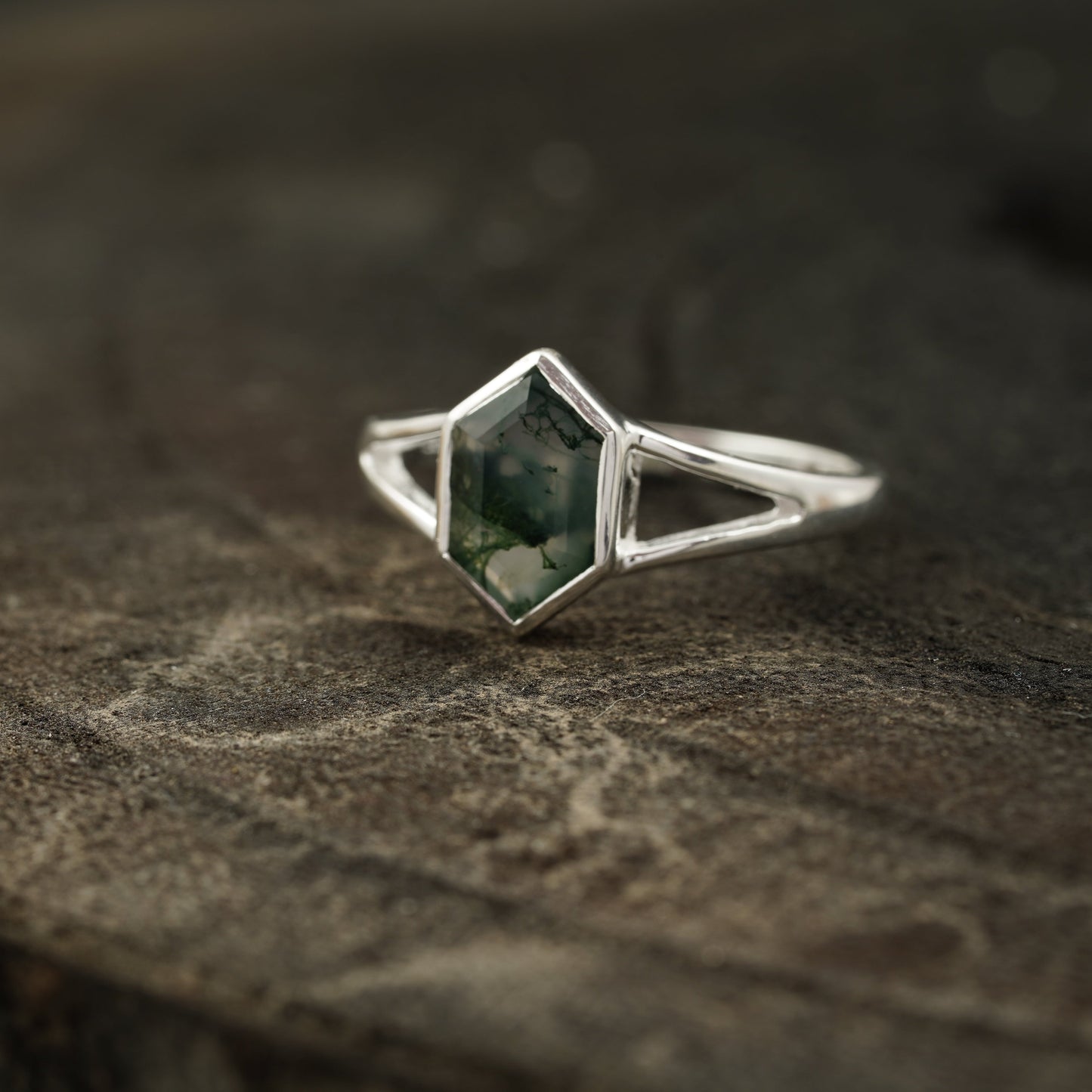 Vintage Bezel Setting Moss Agate Engagement Ring