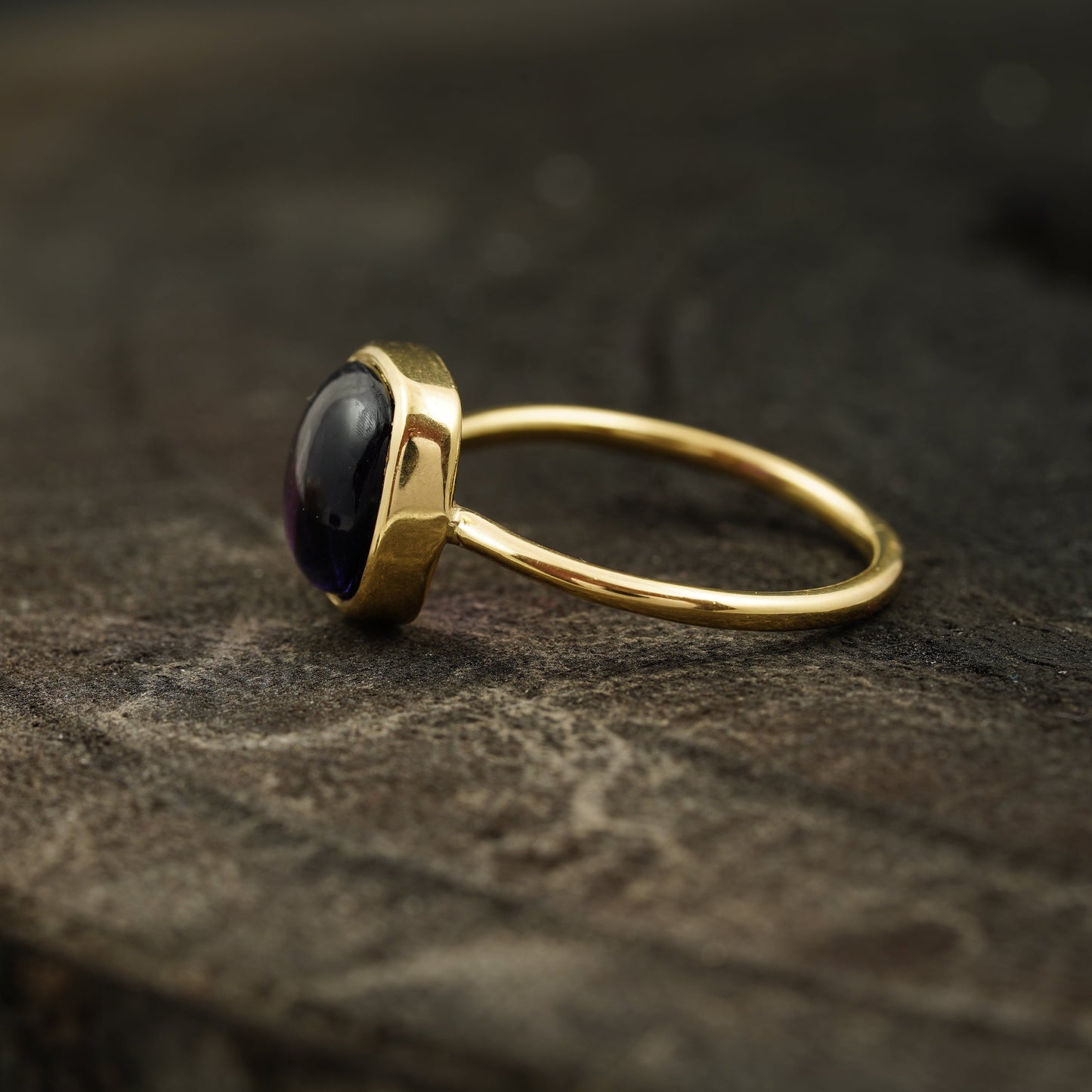Cabochon Amethyst Engagement Ring Side Position