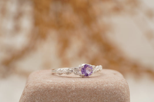 Round Cut Alexandrite 18k White Gold Dainty Engagement Ring