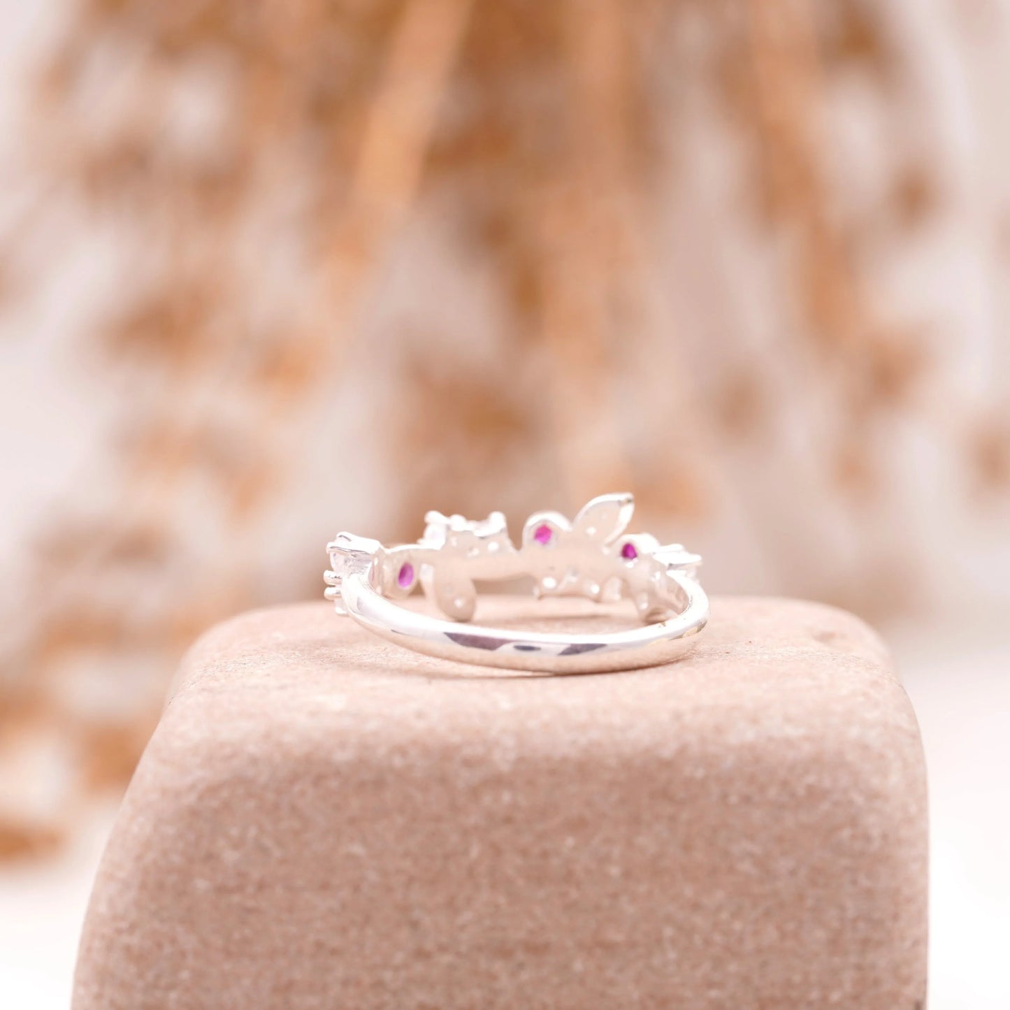 Nature Inspired Leaf CZ Diamond And Ruby Wedding Band 925 Sterling Silver - Gigiscc