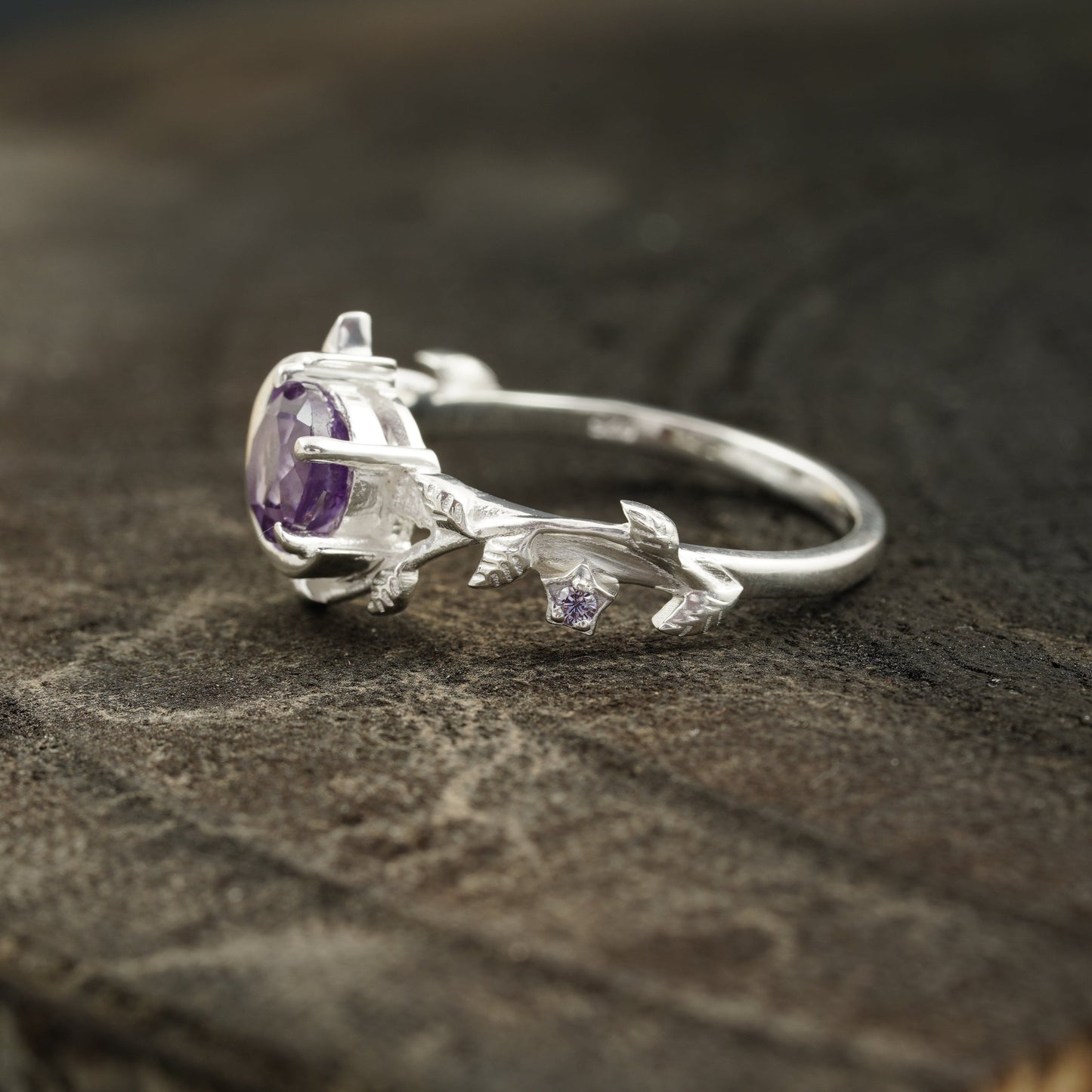 Alexandrite Moon Star Leaf Amethyst Engagement Ring Side Ring position
