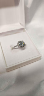 2ct Exquisite Round Halo Moissanite Ring Classic Round Brilliant Cut Engagement Ring, Anniversary Ring. - Gigiscc