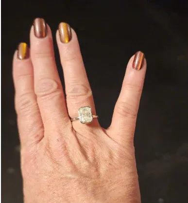 2ct Radiant Cut Moissanite Solitaire setting. - Gigiscc