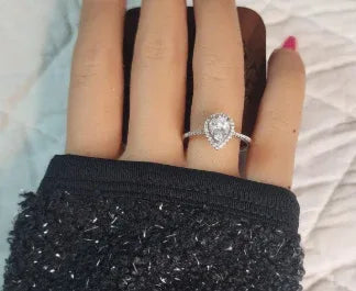 Pear cut Moissanite Solitaire Ring set with moissanite - Gigiscc