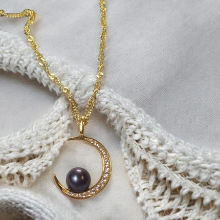 Collection image for: Pearls Rings and Necklaces