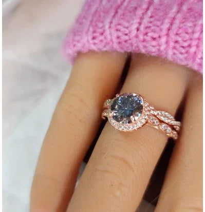 This 2ct Exquisite Grey Round Brilliant Cut Moissanite Solitaire Ring - Gigiscc