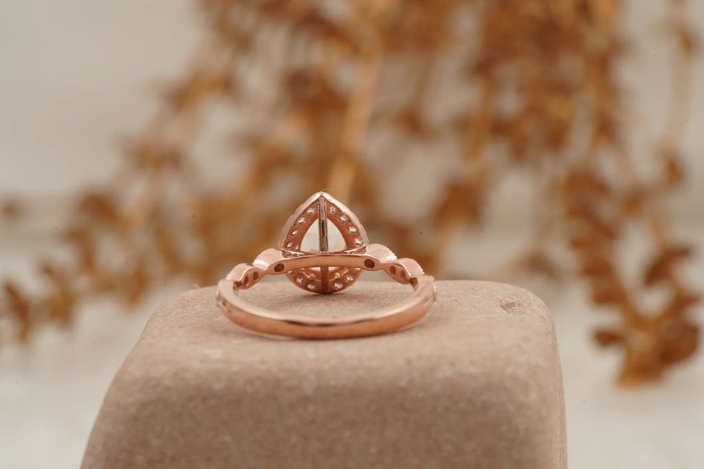 Pear Shaped Morganite Rose Gold Bridal Engagement Ring - Gigiscc