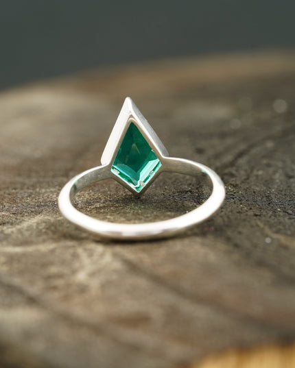 Kite Shaped Emerald Ring Solid Gold Solitaire Ring Back Side Position