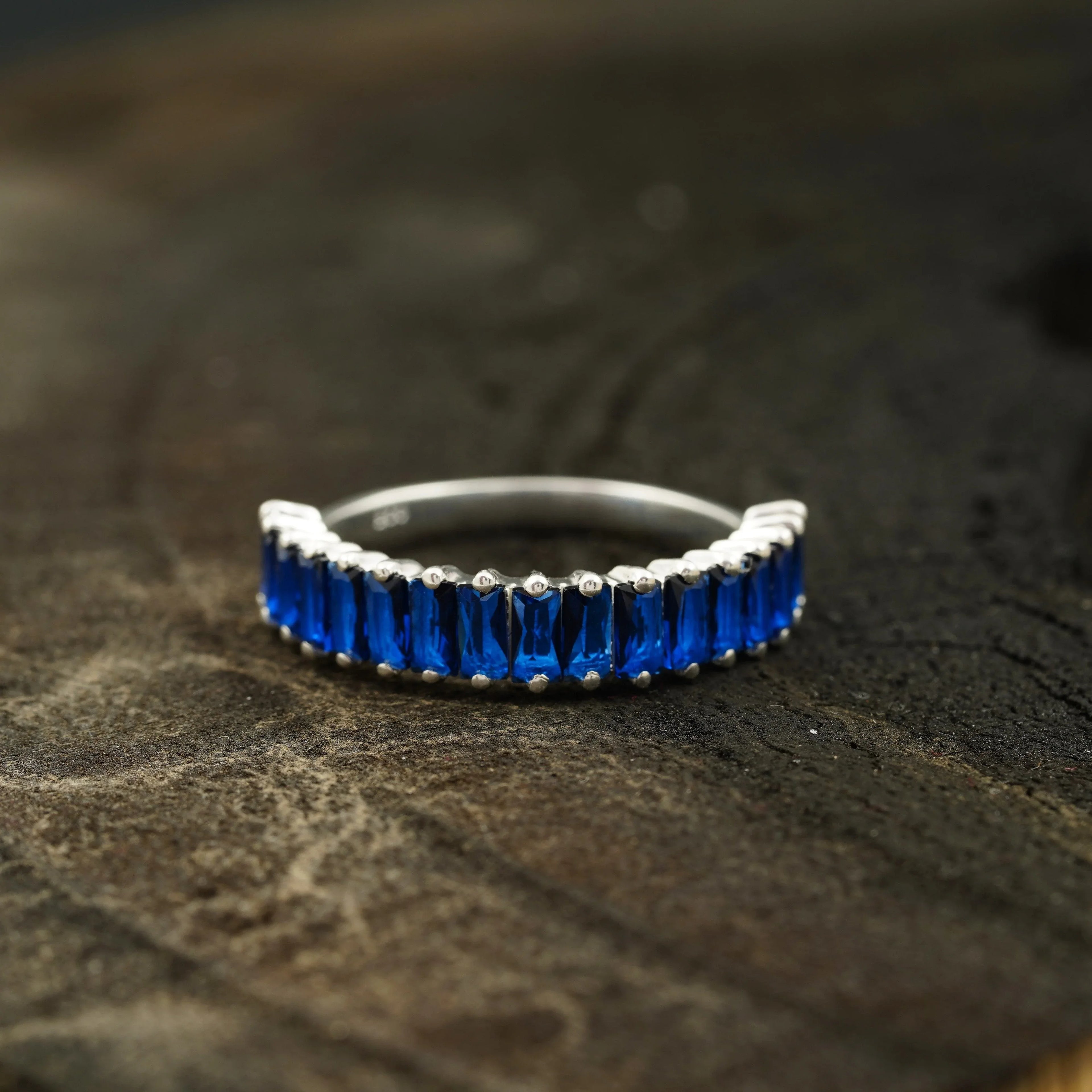 Sapphire Wedding Band | Womens Ring - Gigiscc
