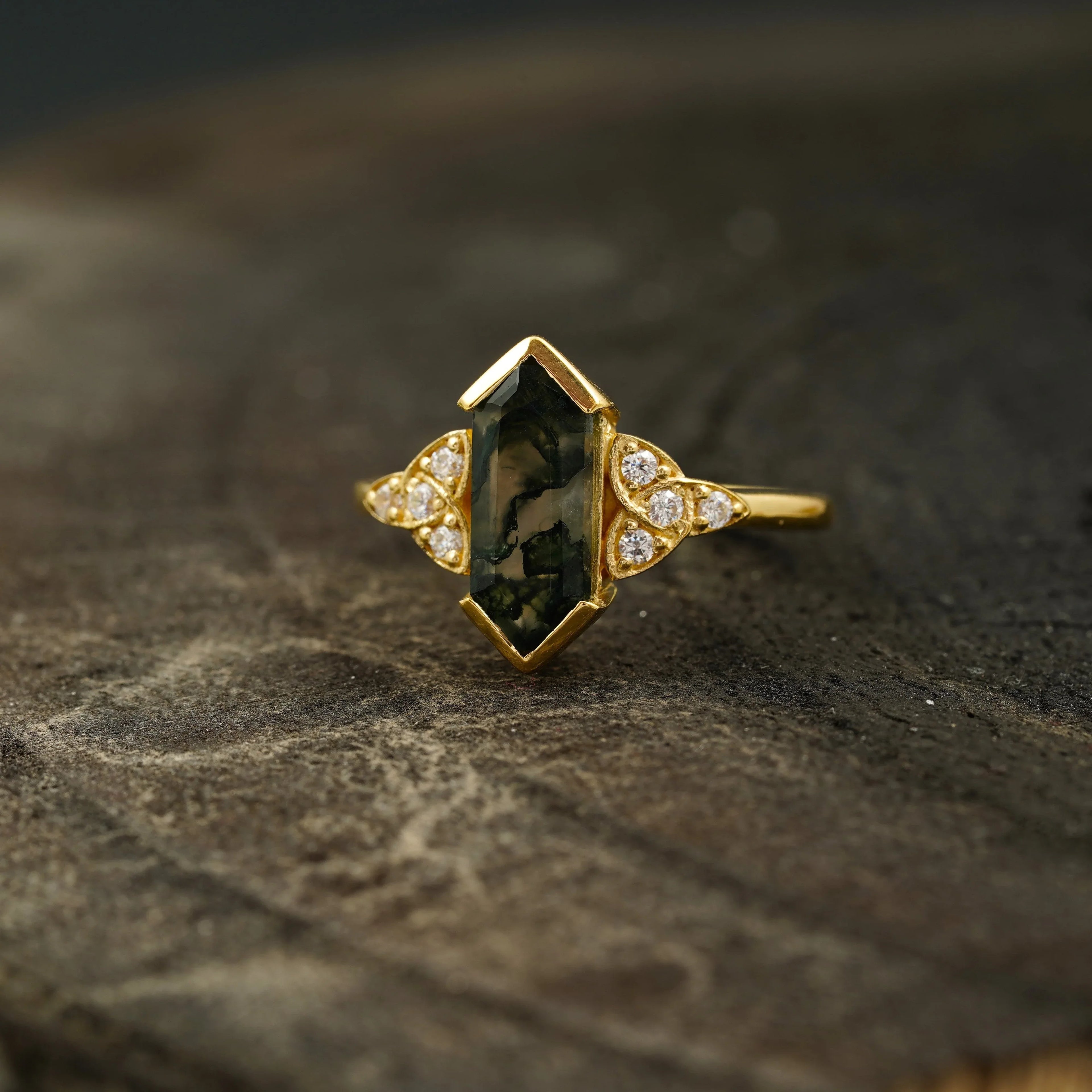 Moss Agate Hexagon Engagement Ring - Gigiscc