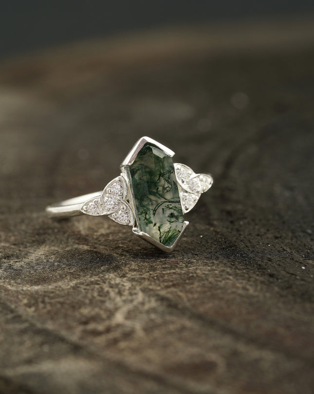 Moss Agate Hexagon Engagement Ring Right Angle