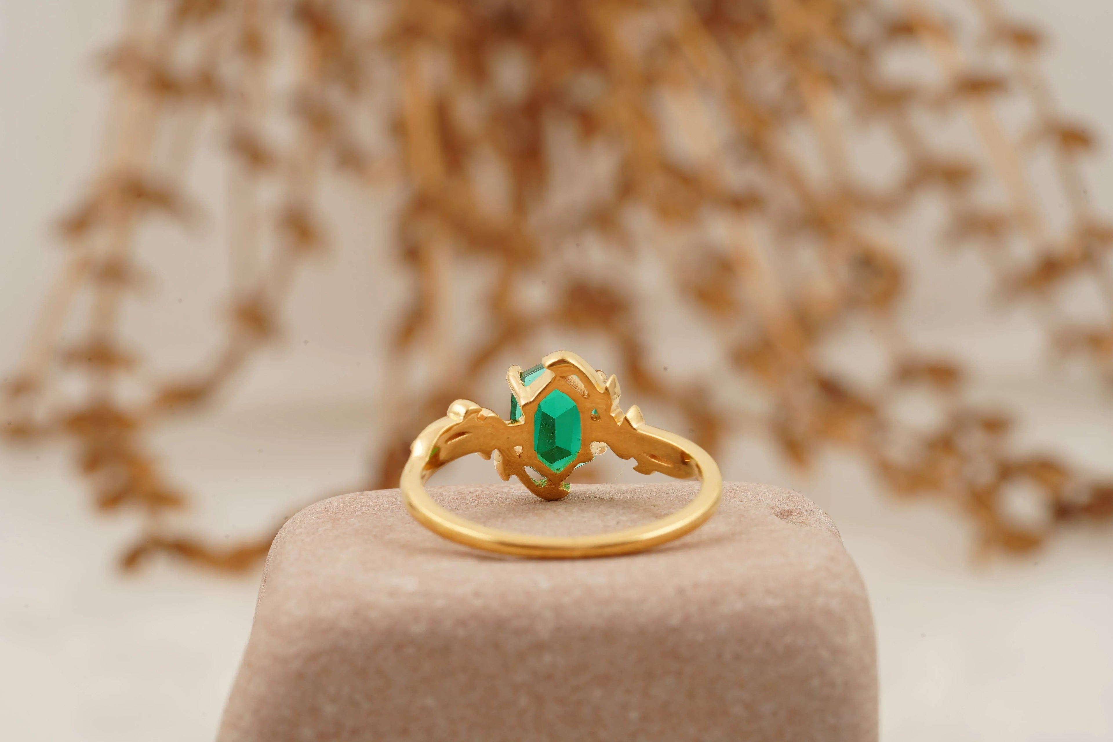 Emerald Hexagon Engagement Ring - Gigiscc