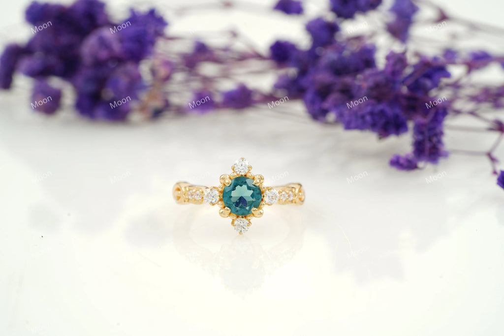 London Blue Topaz Stacking Ring - Gigiscc