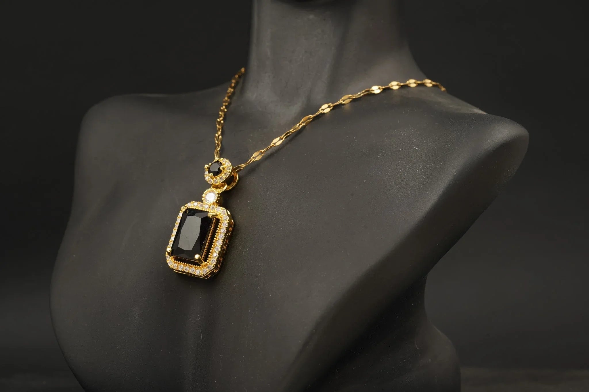 Black Onyx Pendant Solid Gold Emerald Cut Halo Diamond Pendant With Chain - Gigiscc