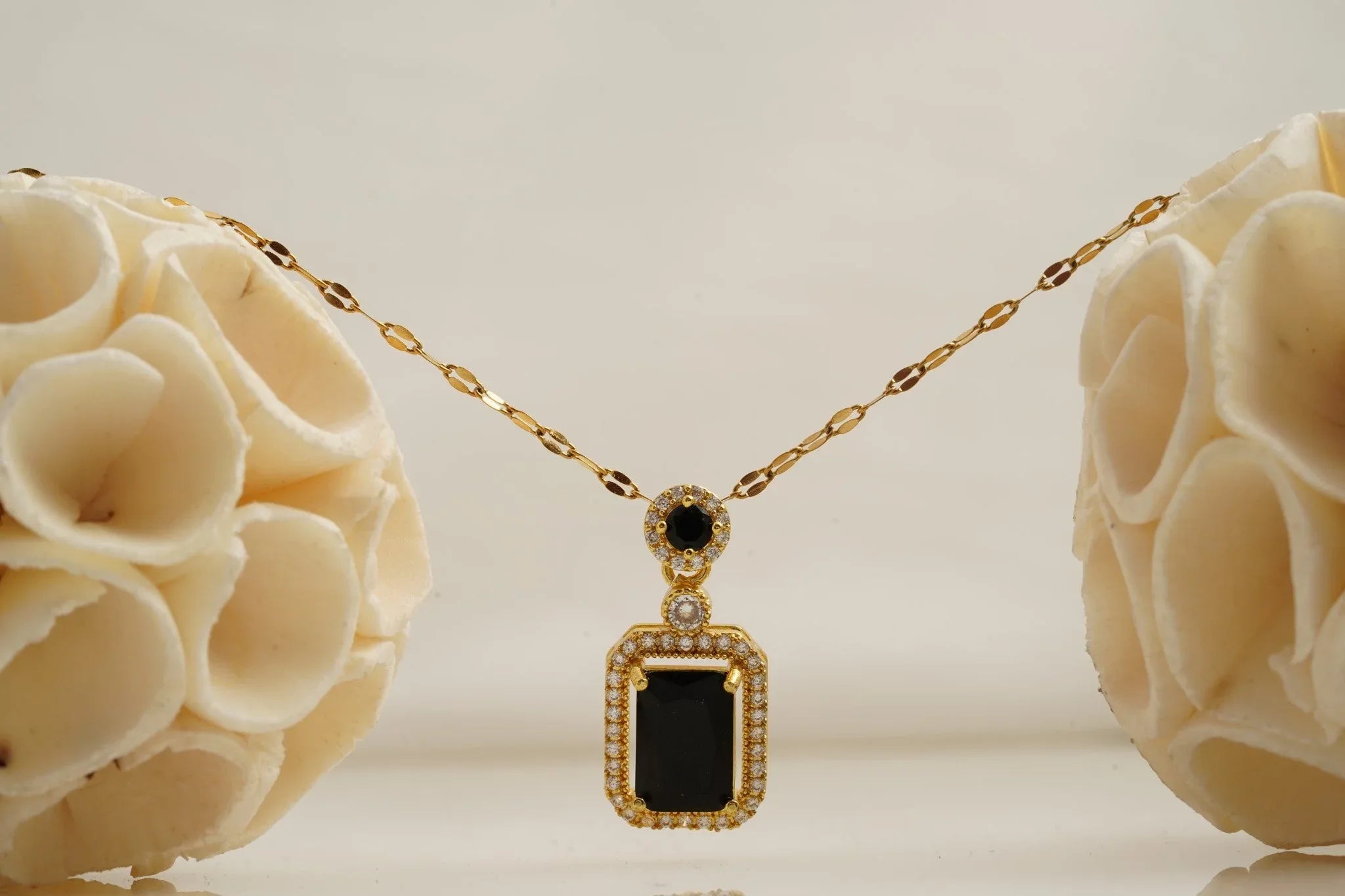 Black Onyx Pendant Solid Gold Emerald Cut Halo Diamond Pendant With Chain - Gigiscc