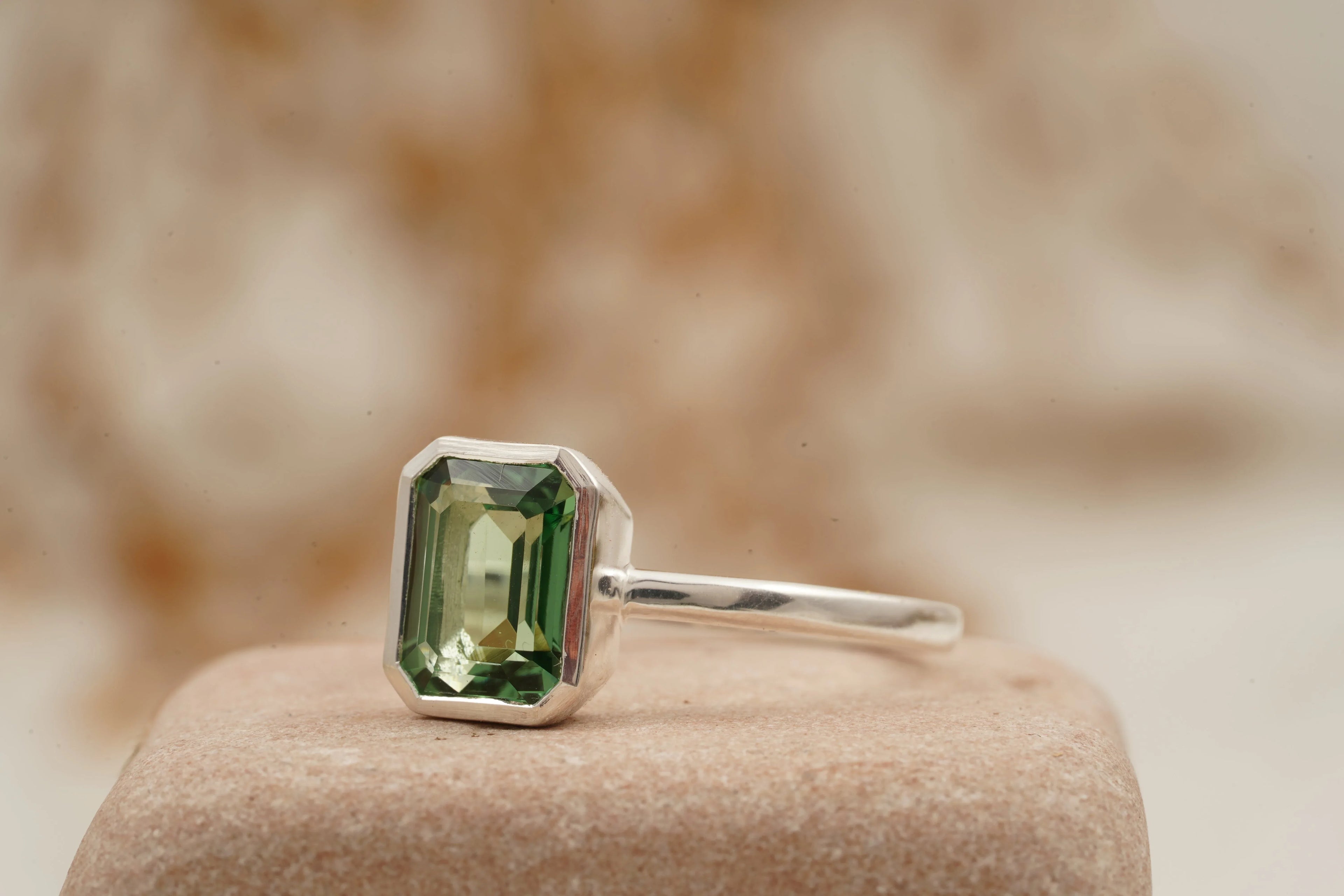 Bezel Set Green Amethyst 925 Sterling Silver Solitaire Ring - Gigiscc