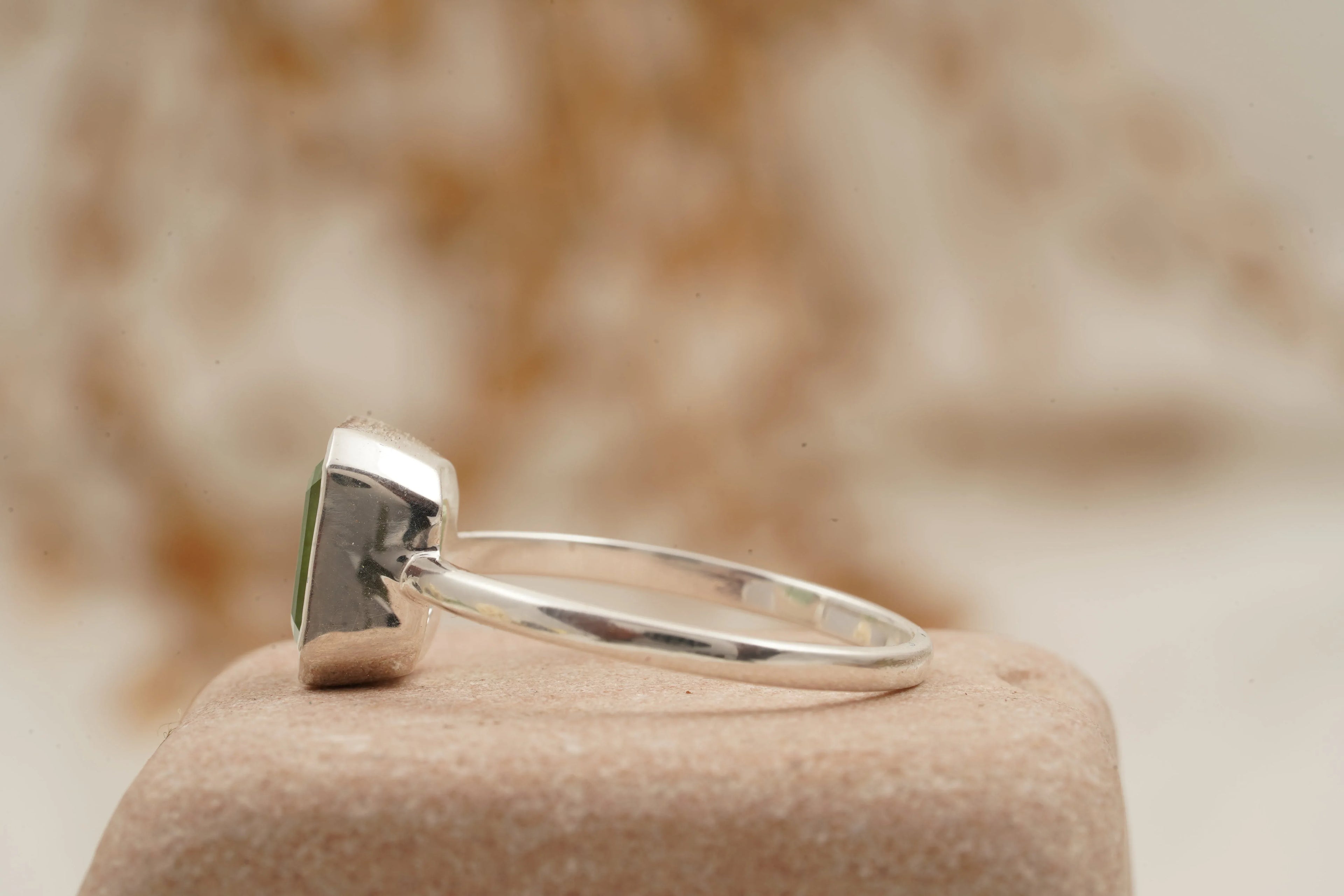 Bezel Set Green Amethyst 925 Sterling Silver Solitaire Ring - Gigiscc