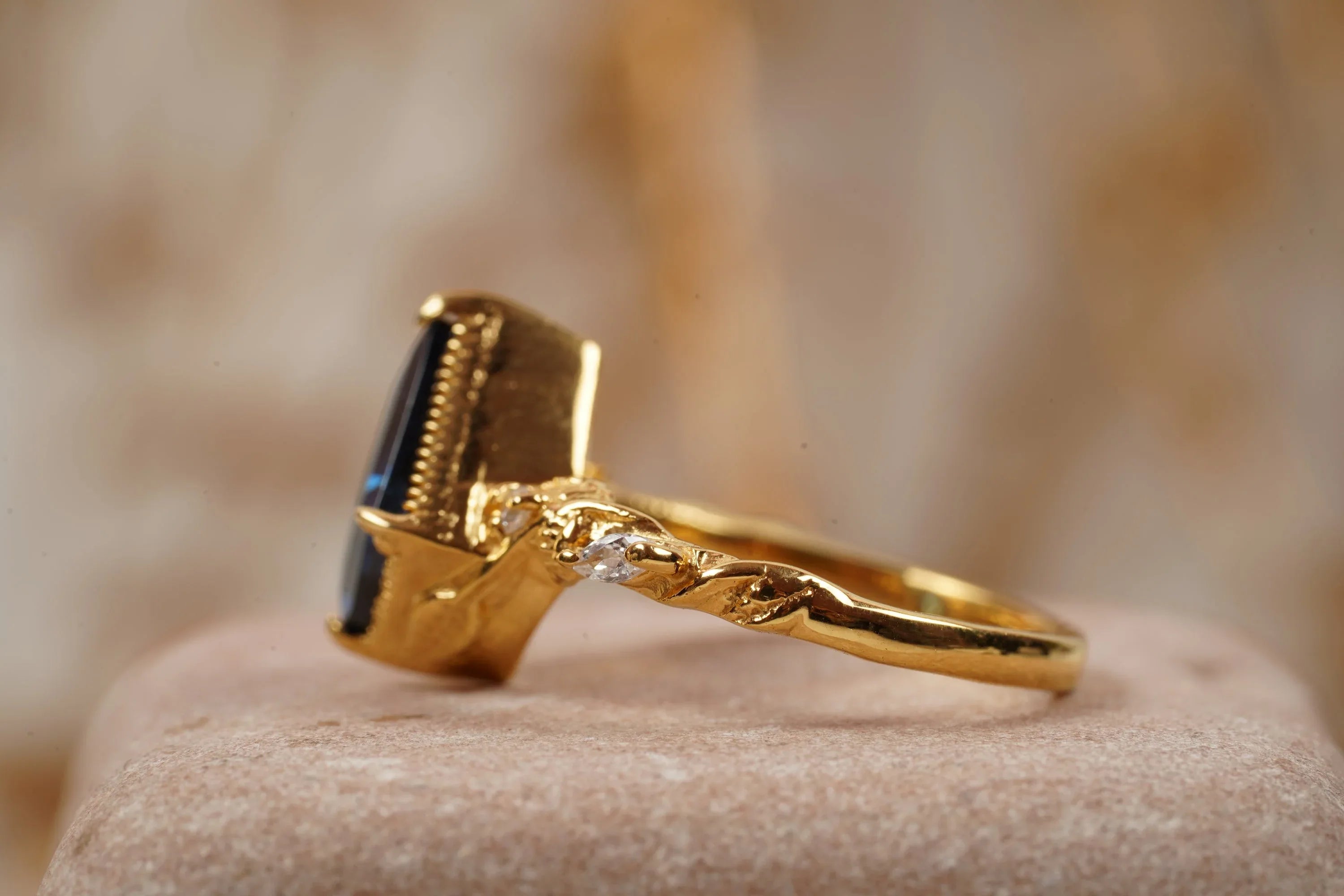 Kite Sapphire Engagement Ring Leaf Art Deco Solid Gold Ring - Gigiscc