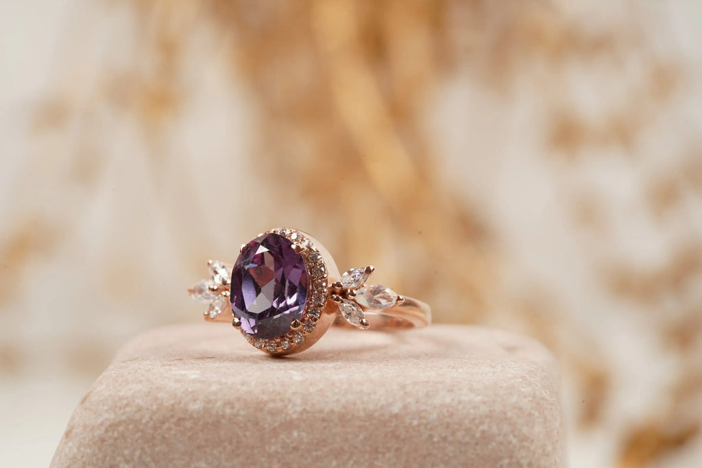 Oval Cut Alexandrite Cluster Engagement Ring - Gigiscc