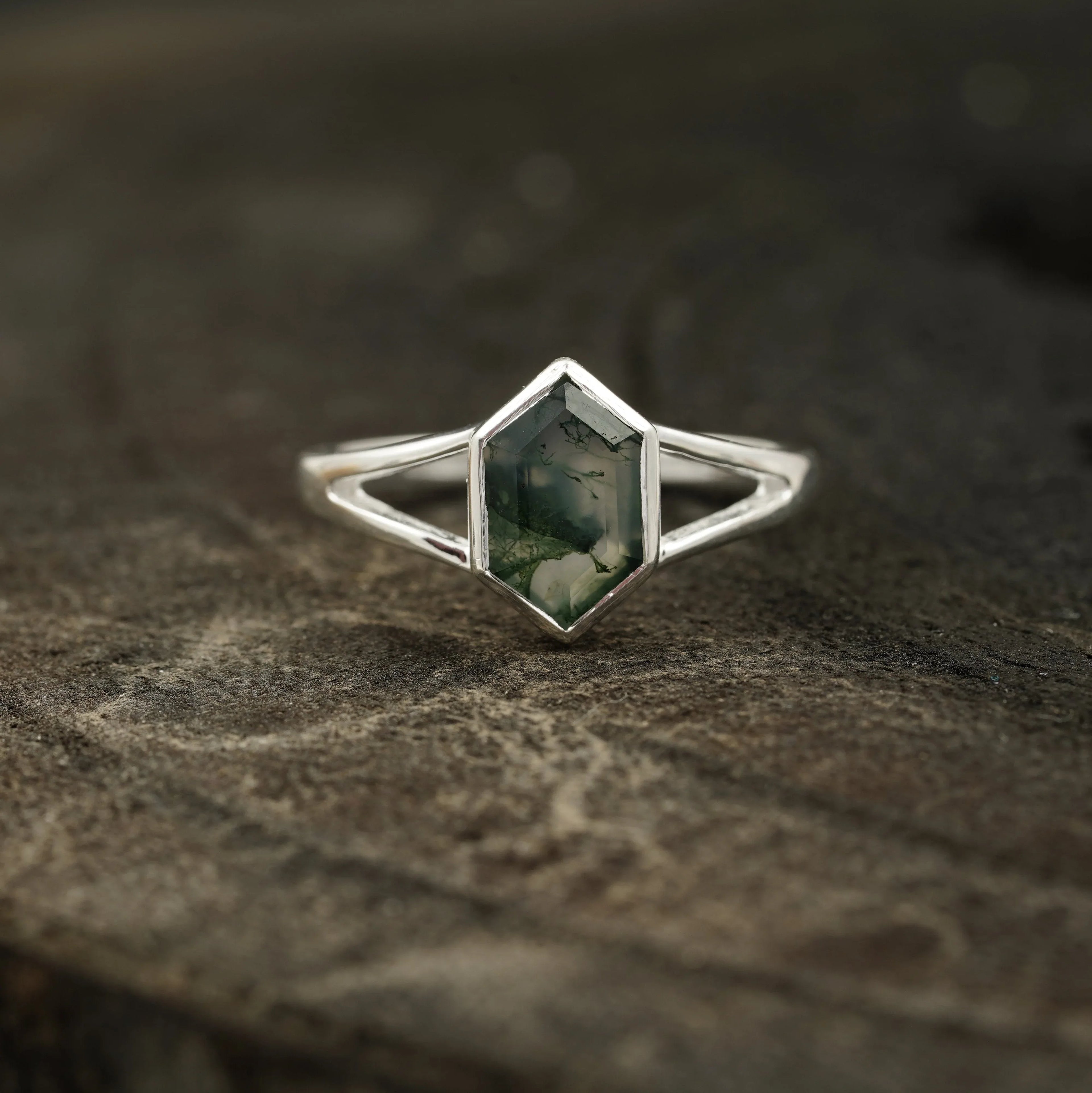 Vintage Bezel Setting Moss Agate Engagement Ring - Gigiscc