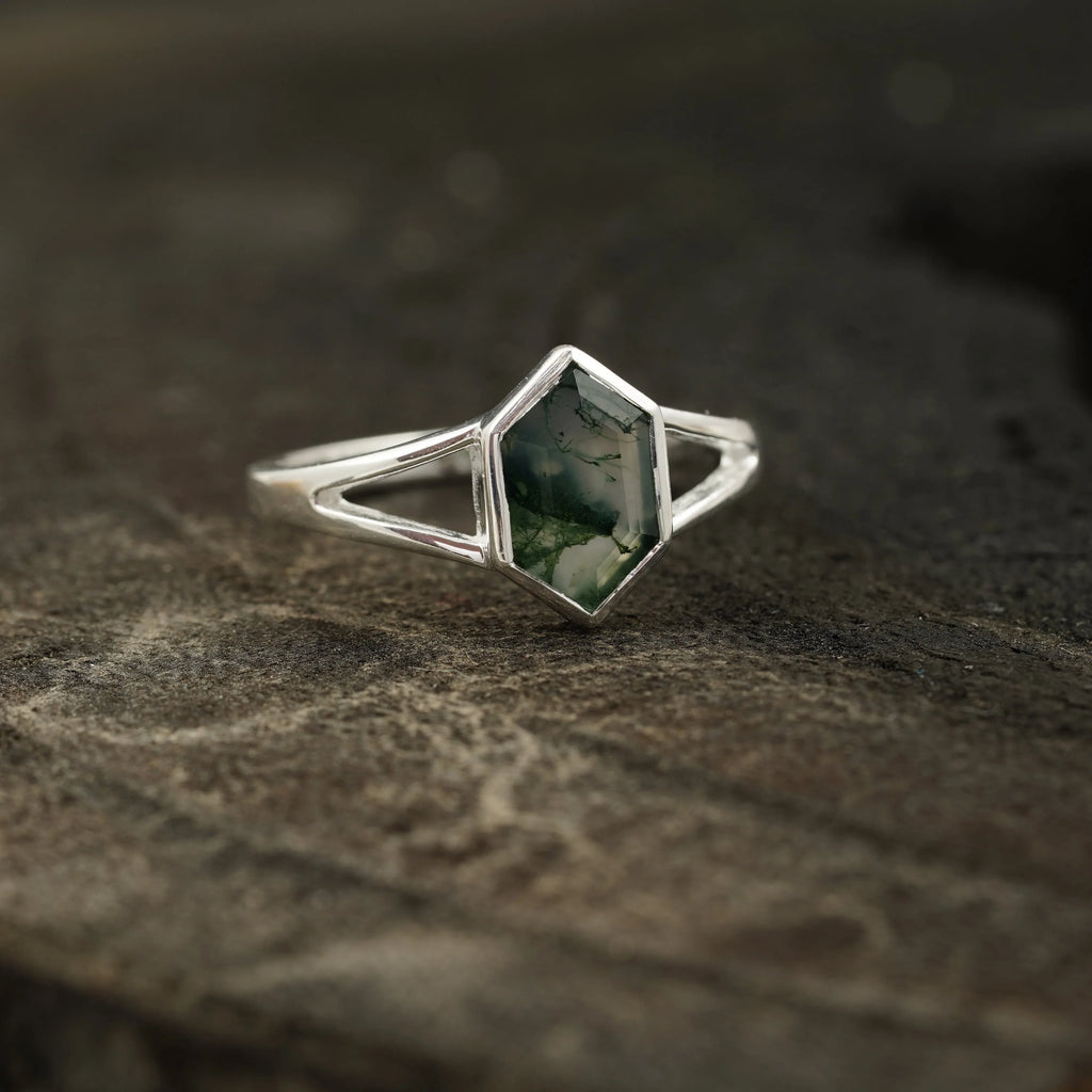 Vintage Bezel Setting Moss Agate Engagement Ring - Gigiscc
