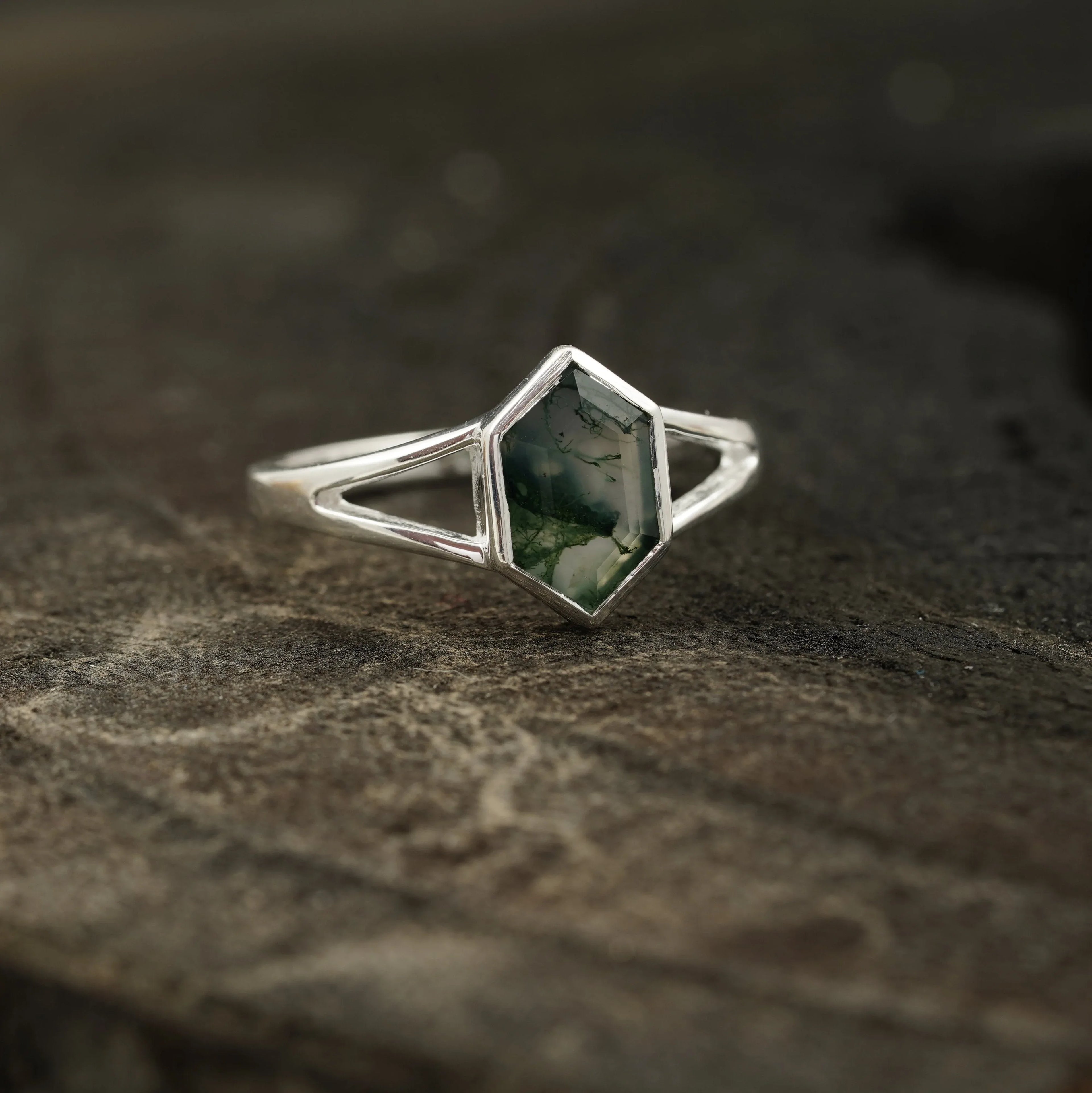 Vintage Bezel Setting Moss Agate Engagement Ring - Gigiscc