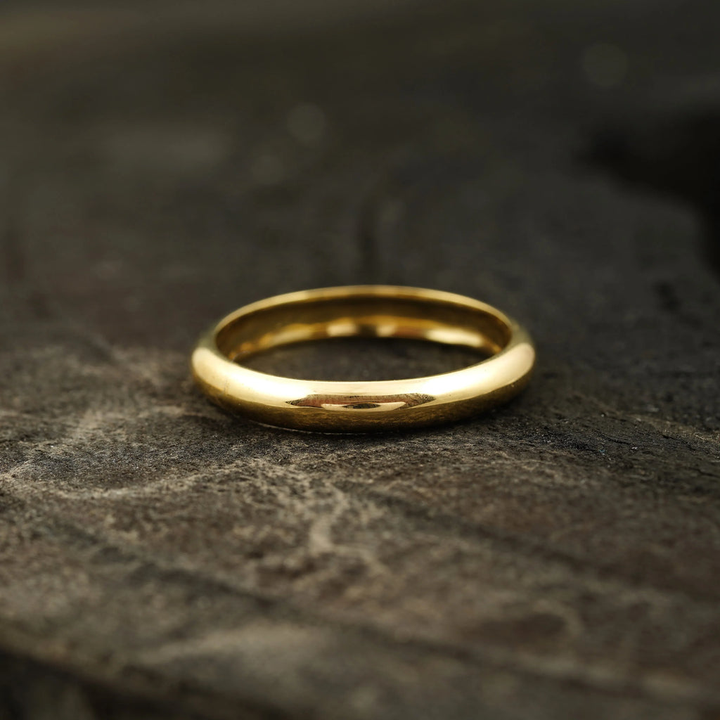 2mm Solid Gold Womens Wedding Band - Gigiscc