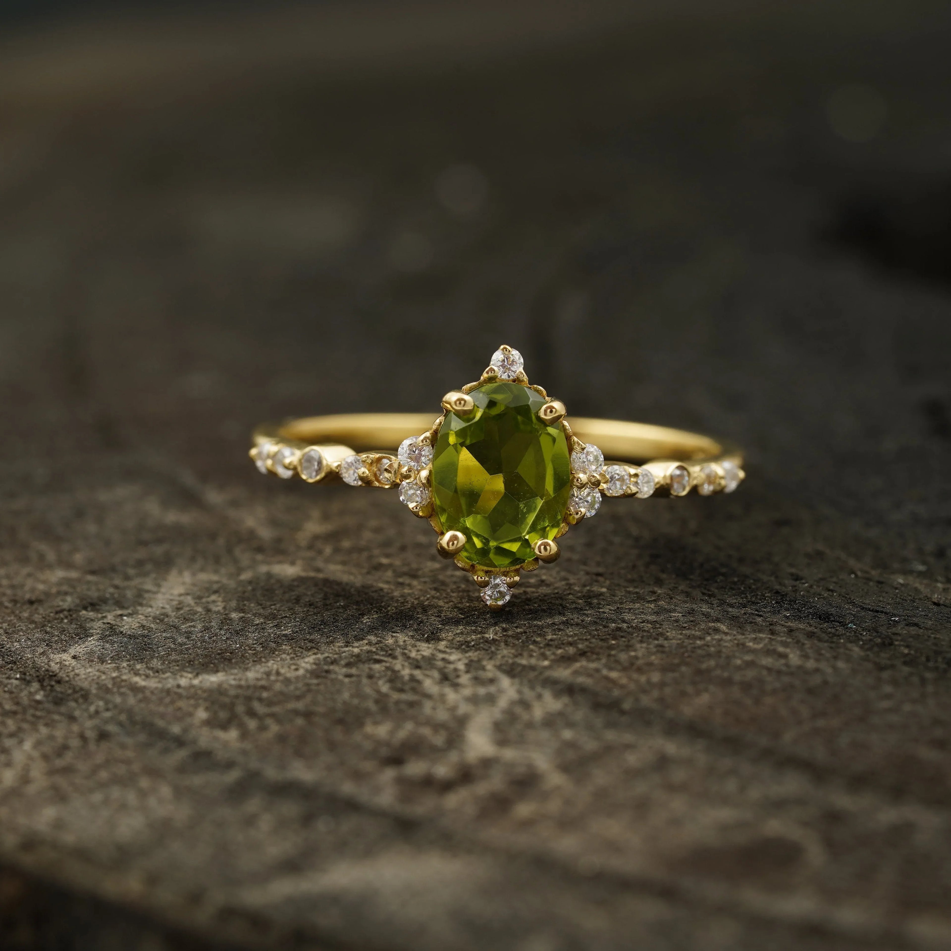 Oval Cut Cluster Halo Diamond Peridot Engagement Ring - Gigiscc
