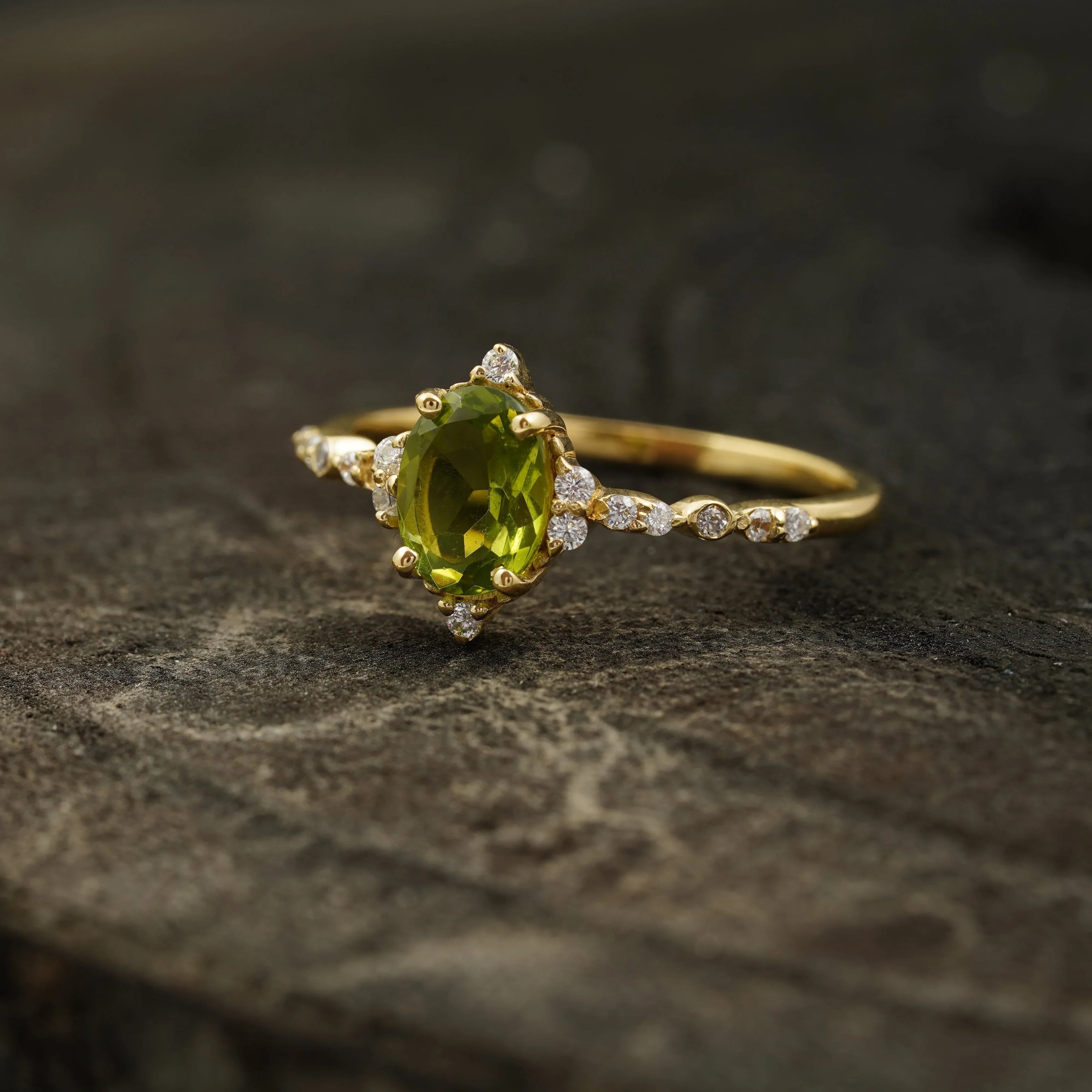 Oval Cut Cluster Halo Diamond Peridot Engagement Ring - Gigiscc