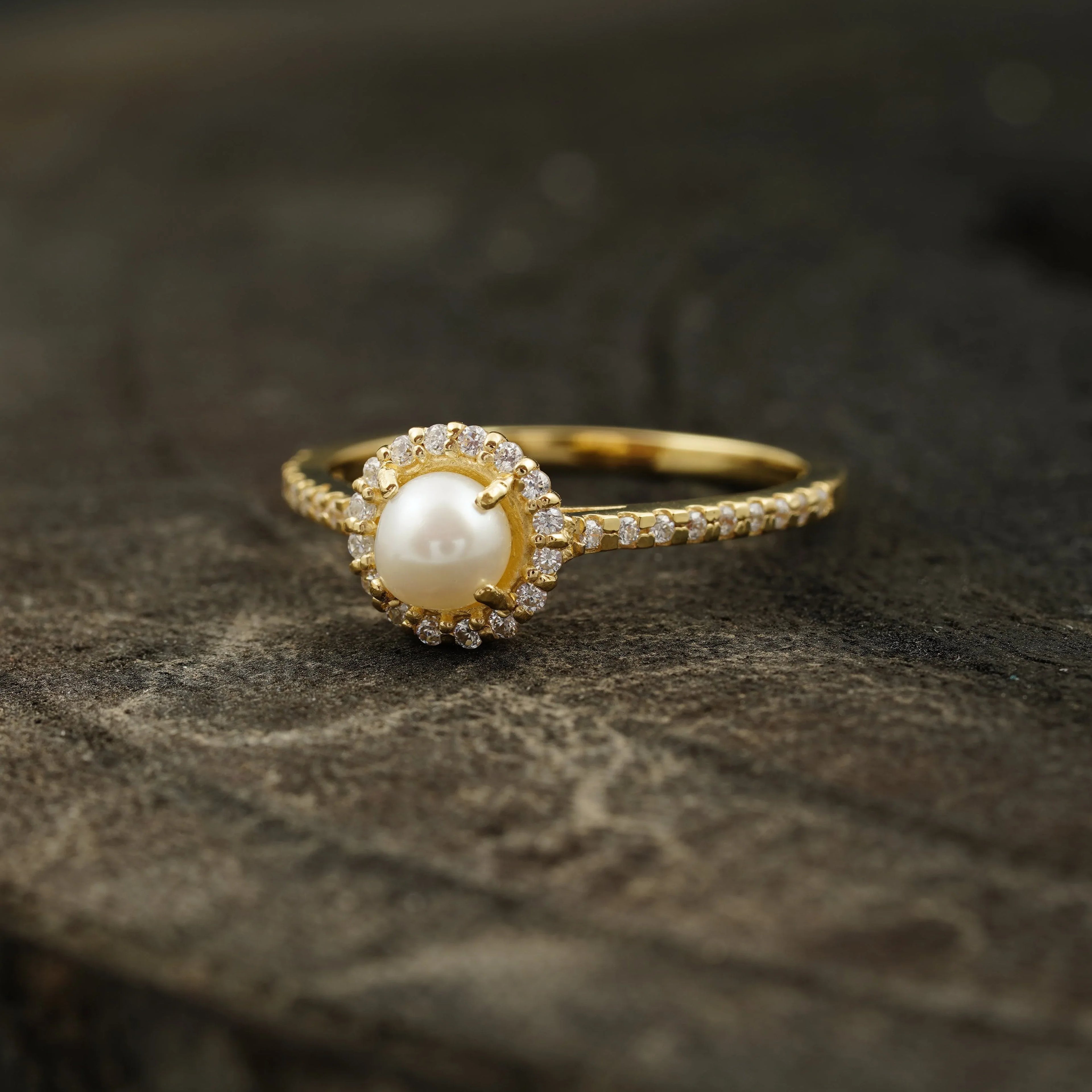 Pearl & Diamond Silver Engagement Ring - Gigiscc