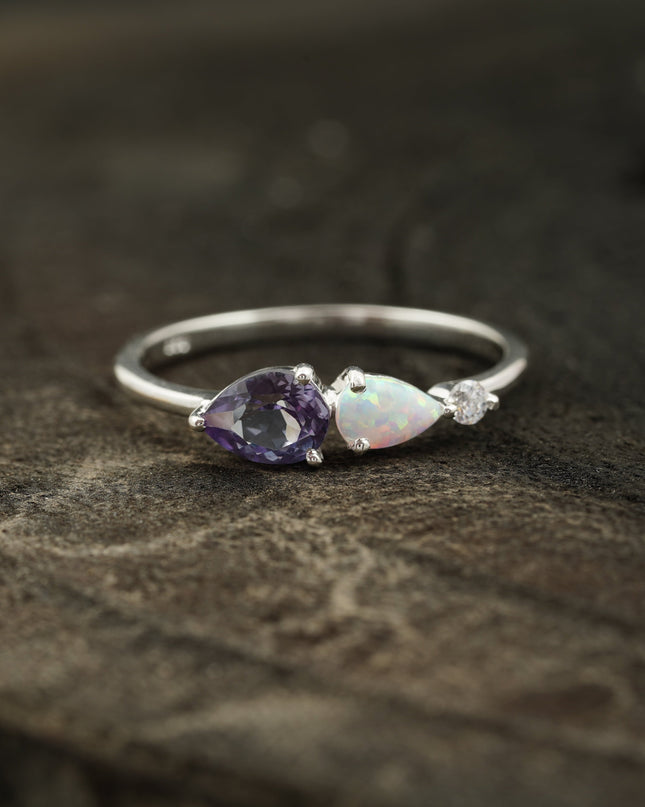 Pear Cut Alexandrite Art Deco Moissanite 3 Stone Wedding Band