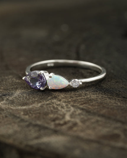 Pear Cut Alexandrite Art Deco Moissanite 3 Stone Wedding Band