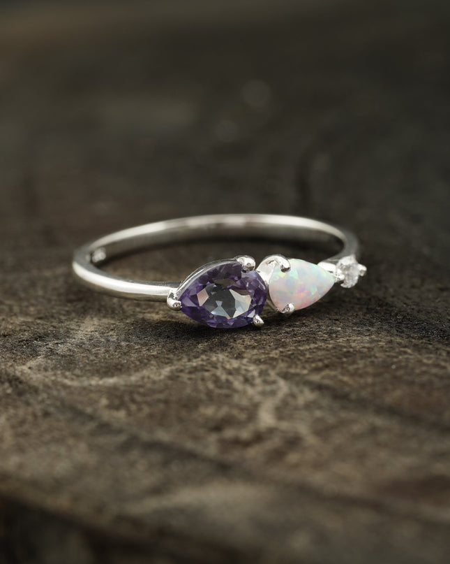 Pear Cut Alexandrite Art Deco Moissanite 3 Stone Wedding Band