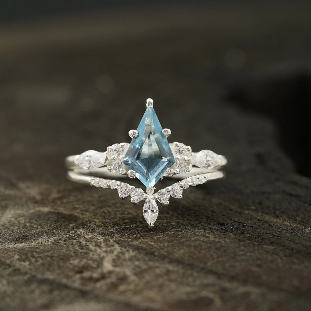 Kite Aquamarine White Gold Engagement Ring Set - Gigiscc