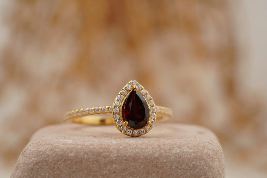 Pear Cut Red Garnet Halo Diamond Engagement Ring - Gigiscc