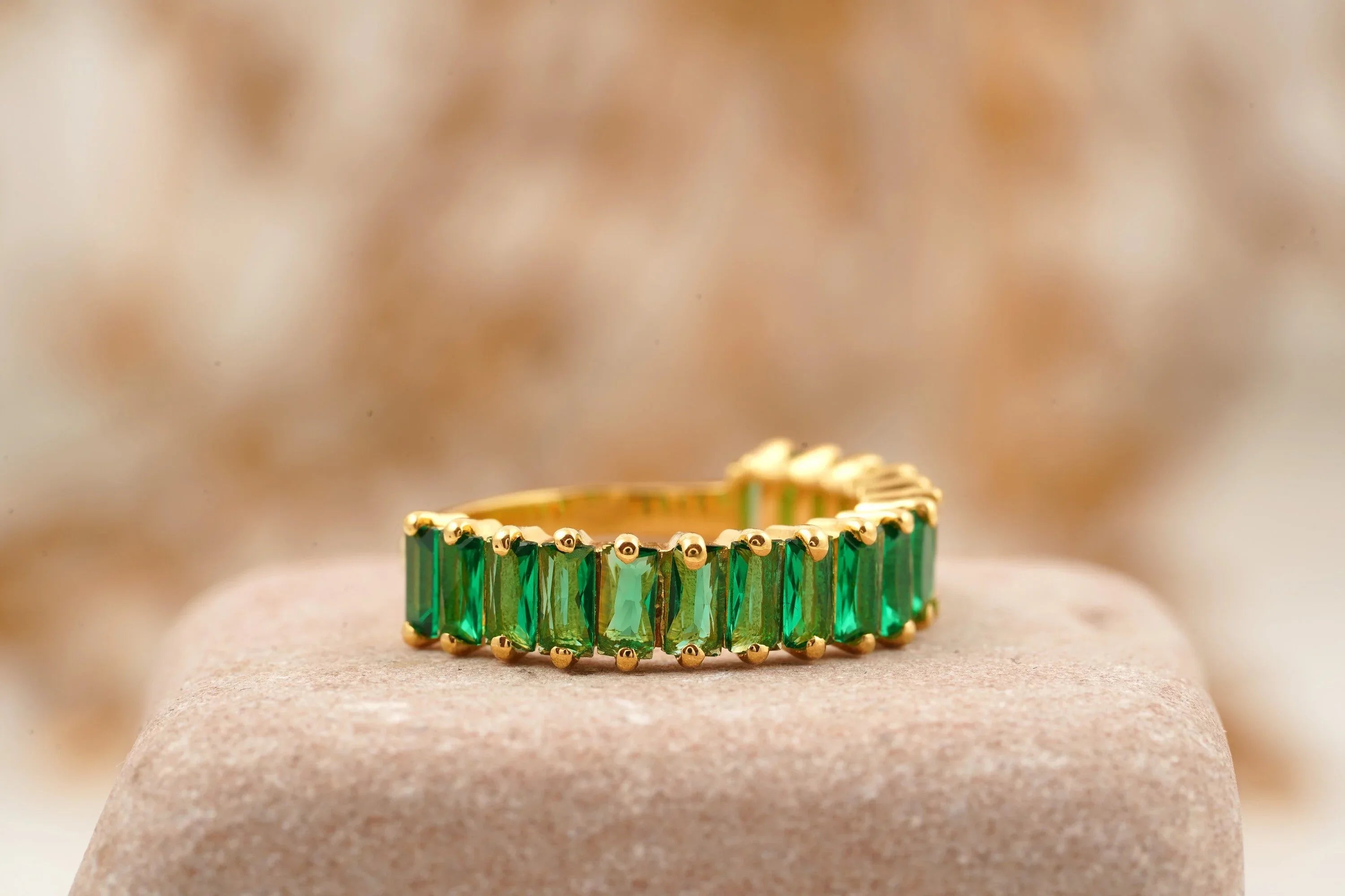 Baguette Cut Emerald Half Eternity Art Deco Wedding Band - Gigiscc