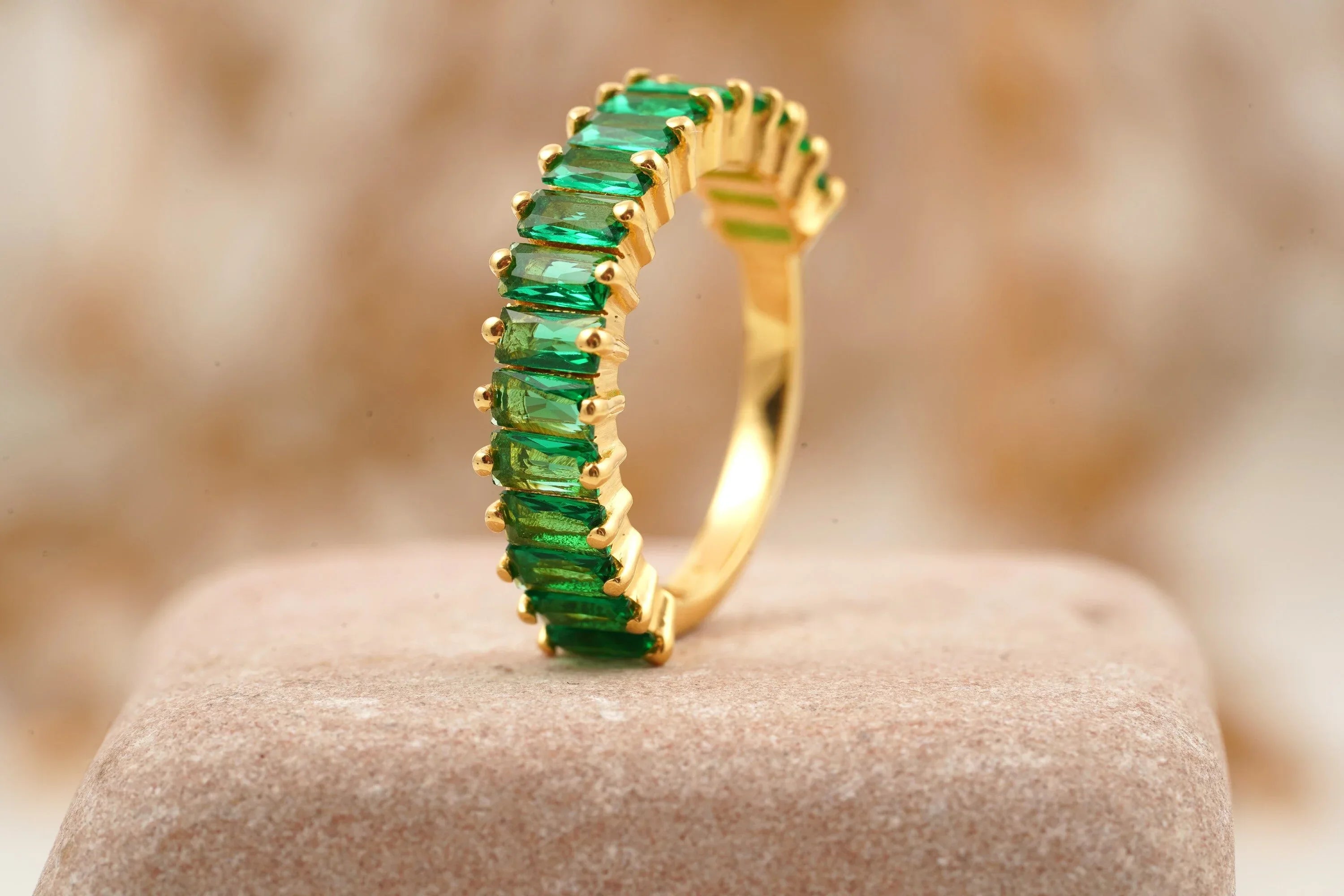 Baguette Cut Emerald Half Eternity Art Deco Wedding Band - Gigiscc