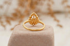 Pear Cut Morganite Halo Diamond Engagement Ring - Gigiscc
