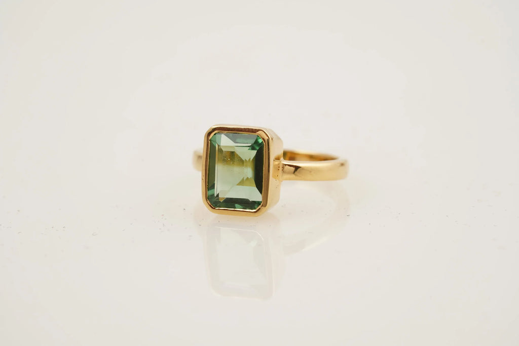 Peridot Ring Emerald Cut Solid Gold Ring For Women - Gigiscc