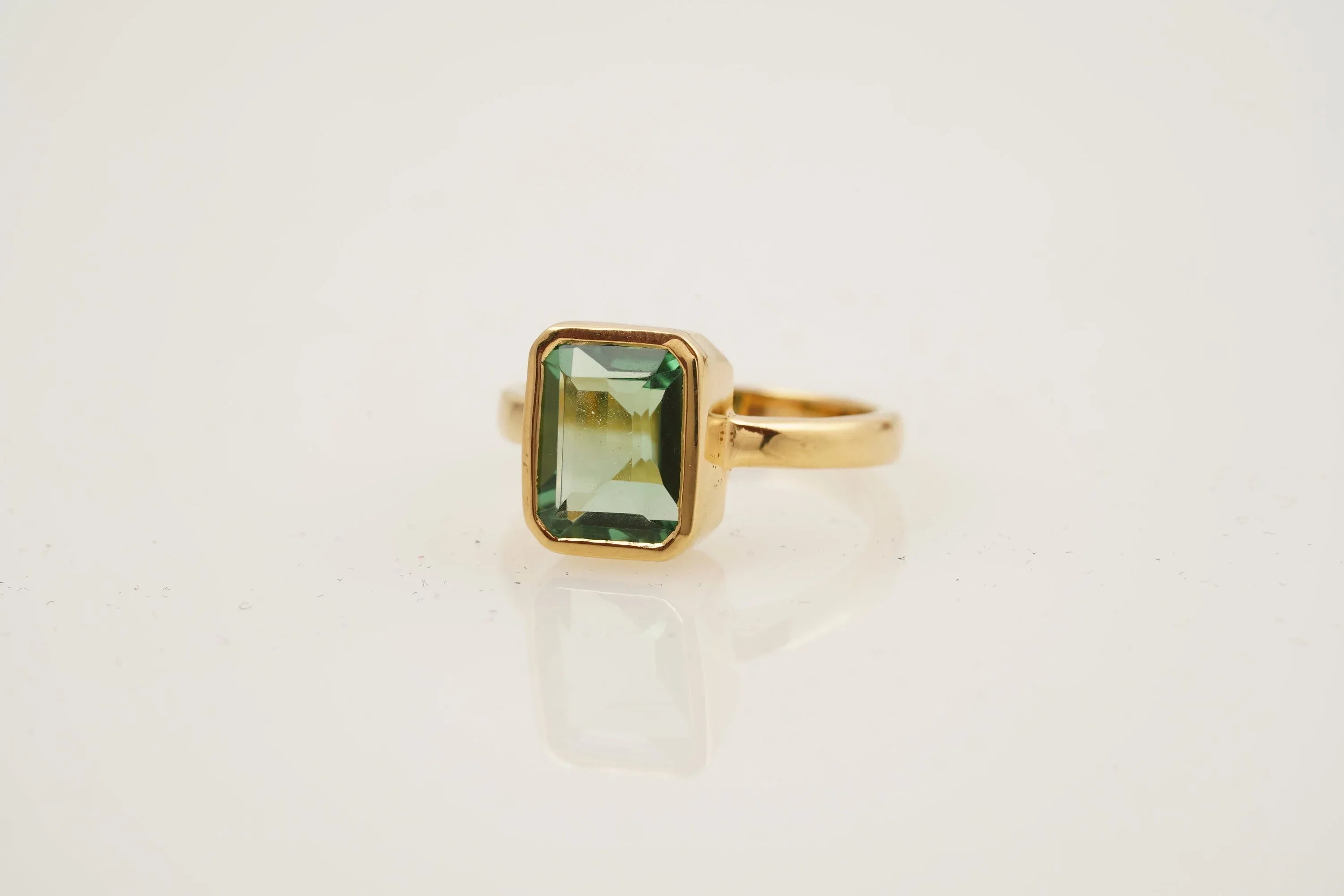 Peridot Ring Emerald Cut Solid Gold Ring For Women - Gigiscc