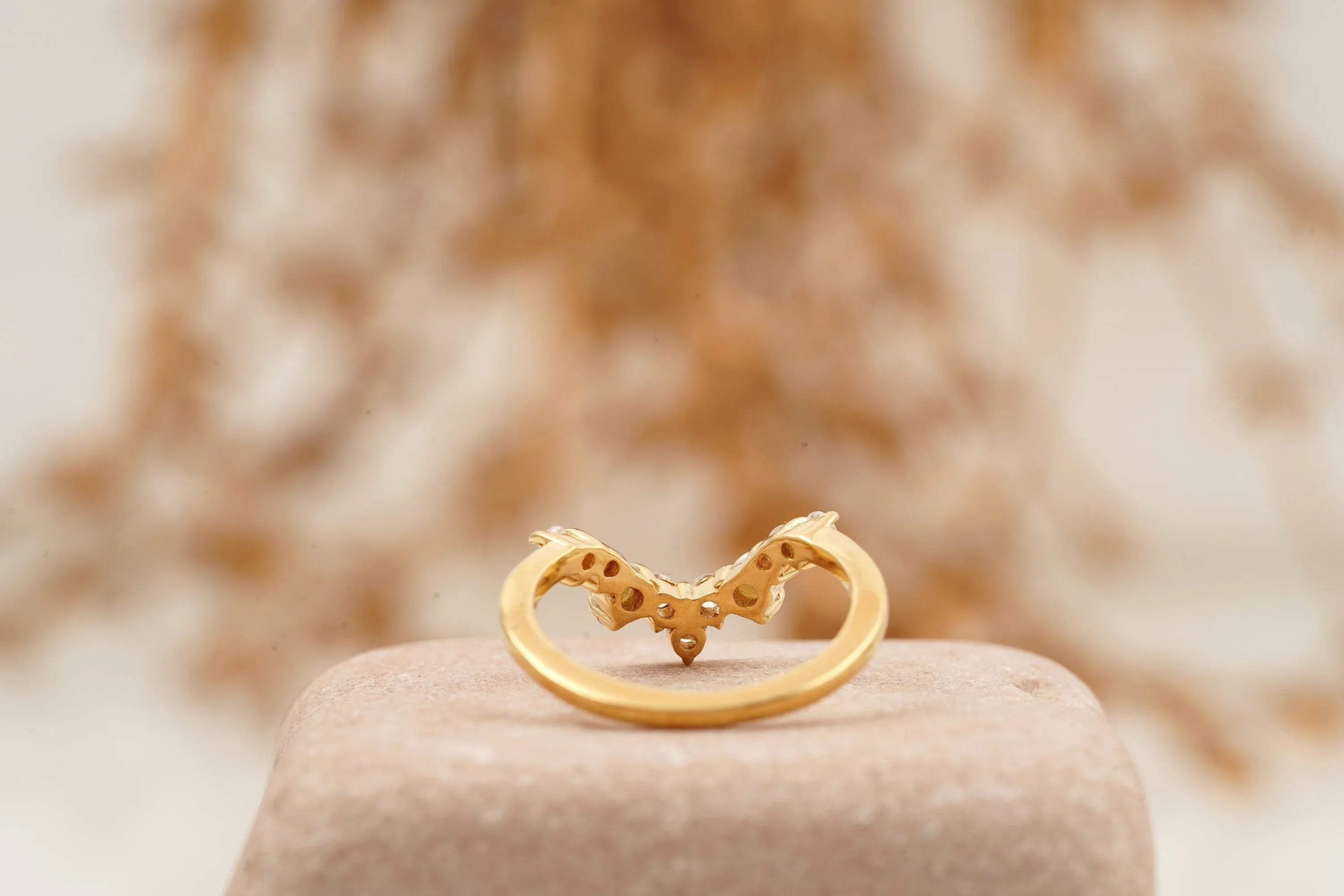 Curved Pearl Wedding Band Solid Gold Ring Pearl band ring - Gigiscc