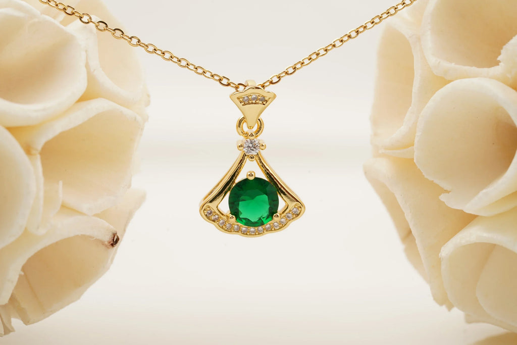 Round Emerald Necklace With Gold Chain May Birthstone - Gigiscc