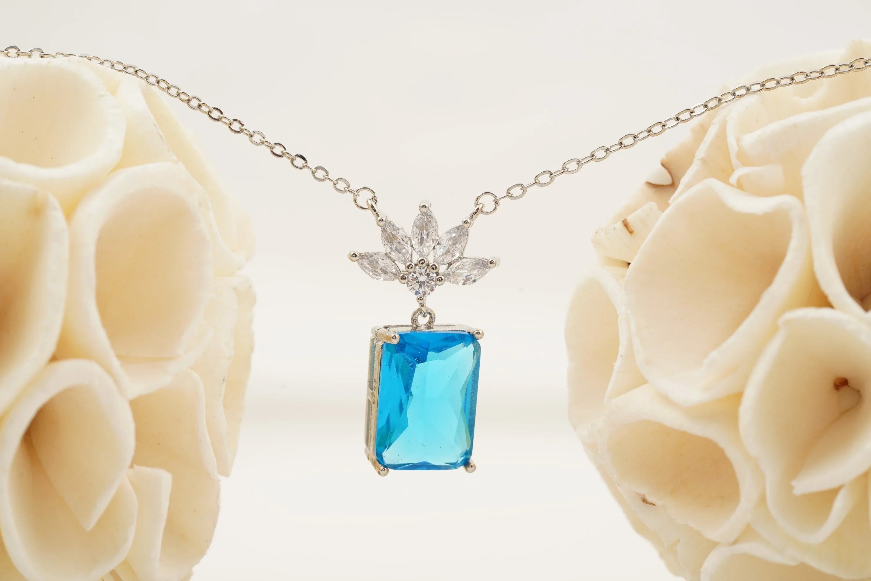 Emerald Aquamarine Necklace Marquise Diamond Pendant With Gold Chain - Gigiscc