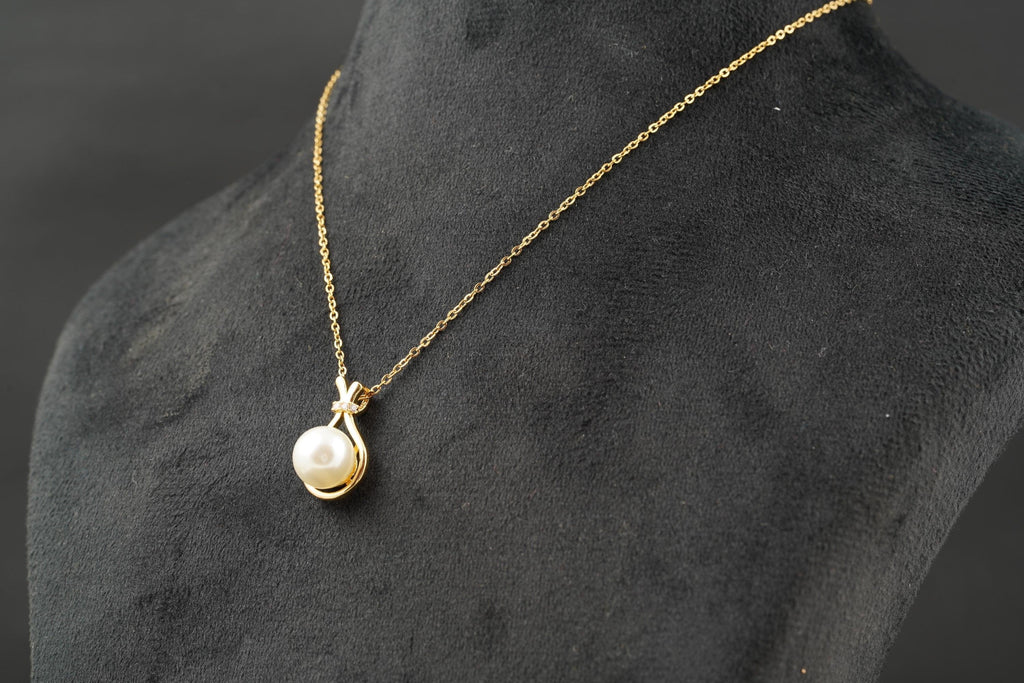 Freshwater Pearl Necklace With Gold Chain - Gigiscc