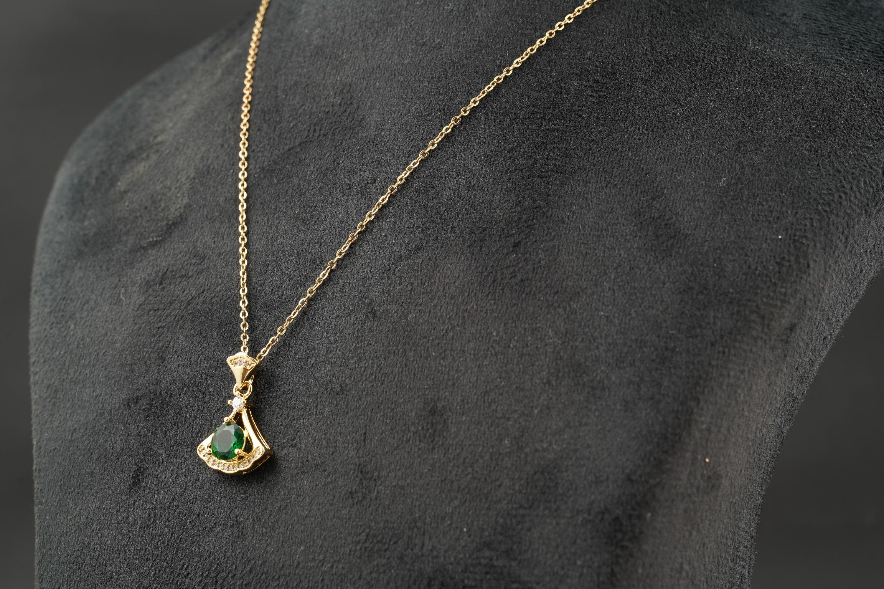 Round Emerald Necklace With Gold Chain May Birthstone - Gigiscc