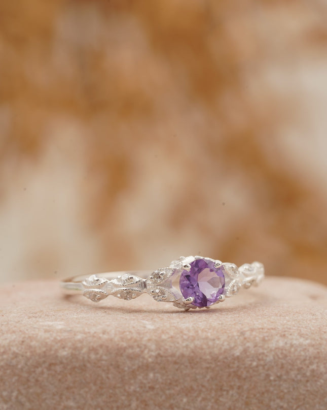 Round Cut Alexandrite 18k White Gold Dainty Engagement Ring