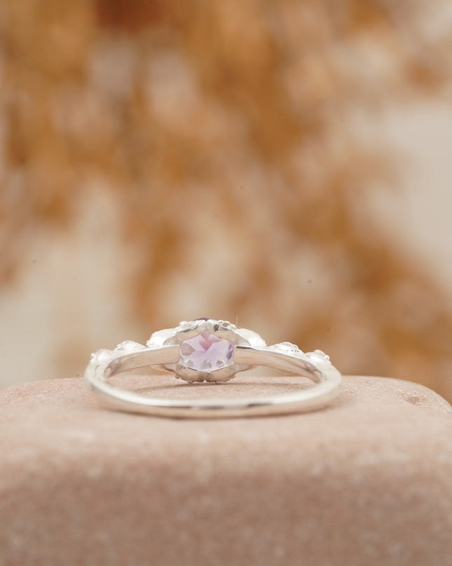 Round Cut Alexandrite 18k White Gold Dainty Engagement Ring
